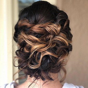 back view of bridal hairstyle